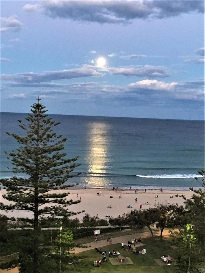 الشقق الفندقية غولد كوستفي  Oceania On Burleigh Beach المظهر الخارجي الصورة